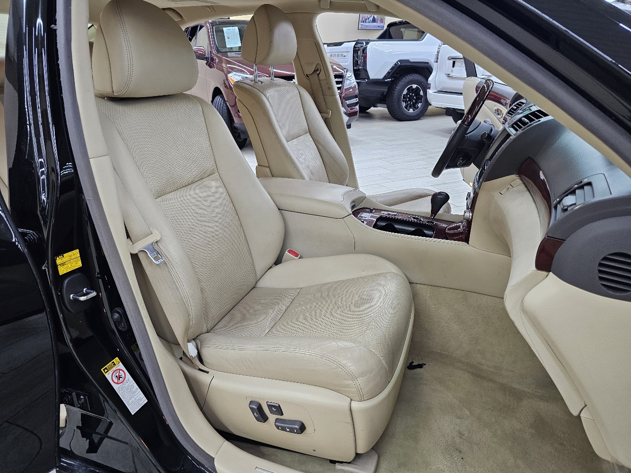 Lexus LS 460 Luxury Sedan 2012 Lexus LS 460 Luxury Sedan 2012