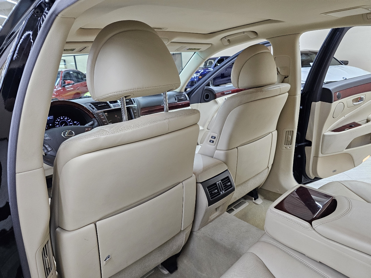 Lexus LS 460 Luxury Sedan 2012 Lexus LS 460 Luxury Sedan 2012