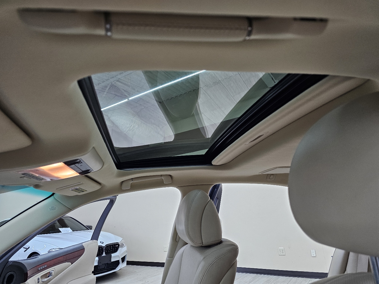 Lexus LS 460 Luxury Sedan 2012 Lexus LS 460 Luxury Sedan 2012