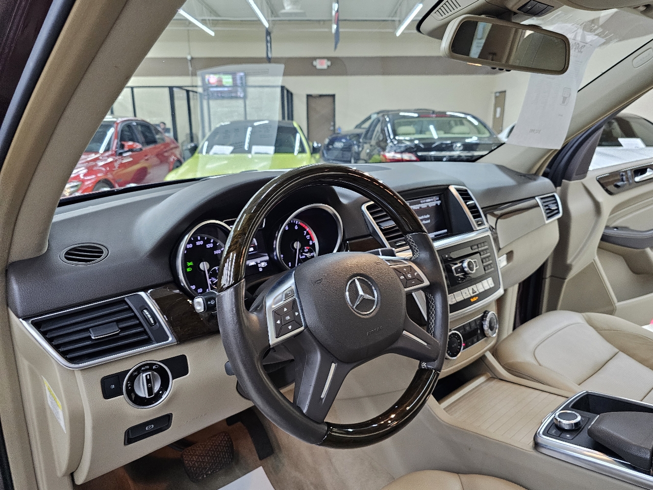 Mercedes-Benz M-Class ML350 4MATIC 2013 Mercedes-Benz M-Class ML350 4MATIC 2013