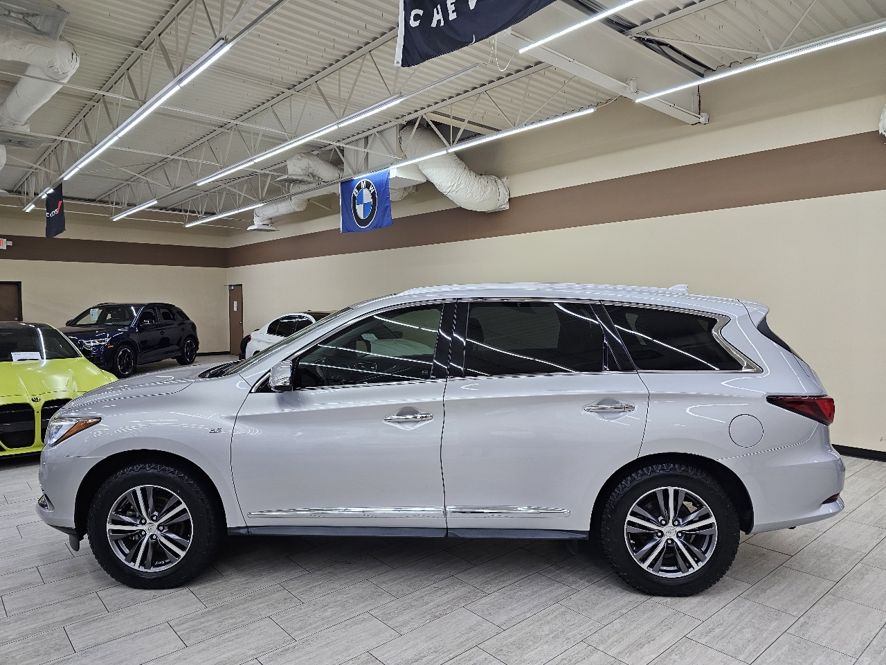 Infiniti QX60 Base FWD 2018 Infiniti QX60 Base FWD 2018