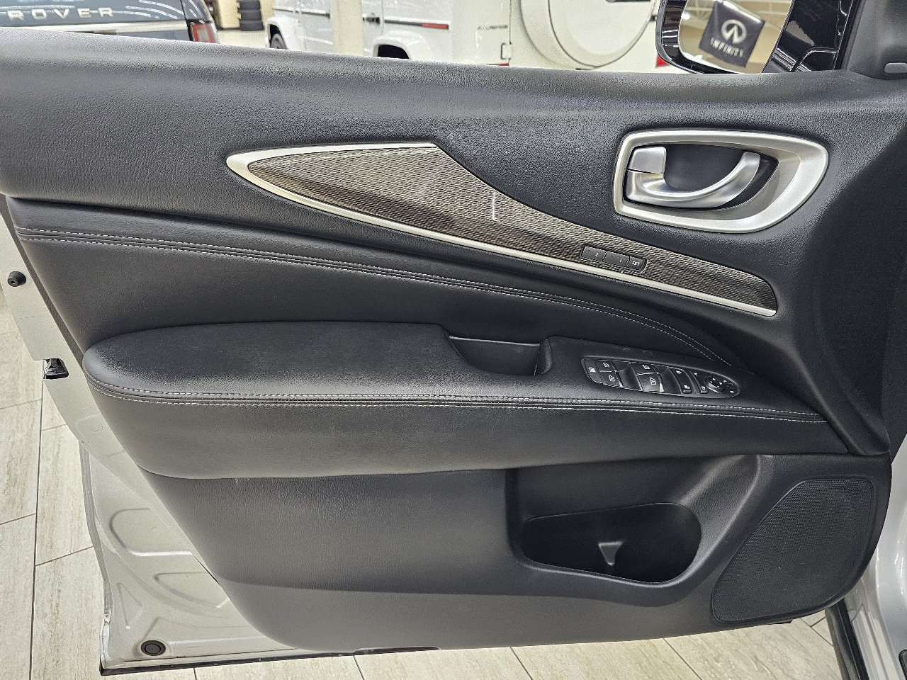 Infiniti QX60 Base FWD 2018 Infiniti QX60 Base FWD 2018