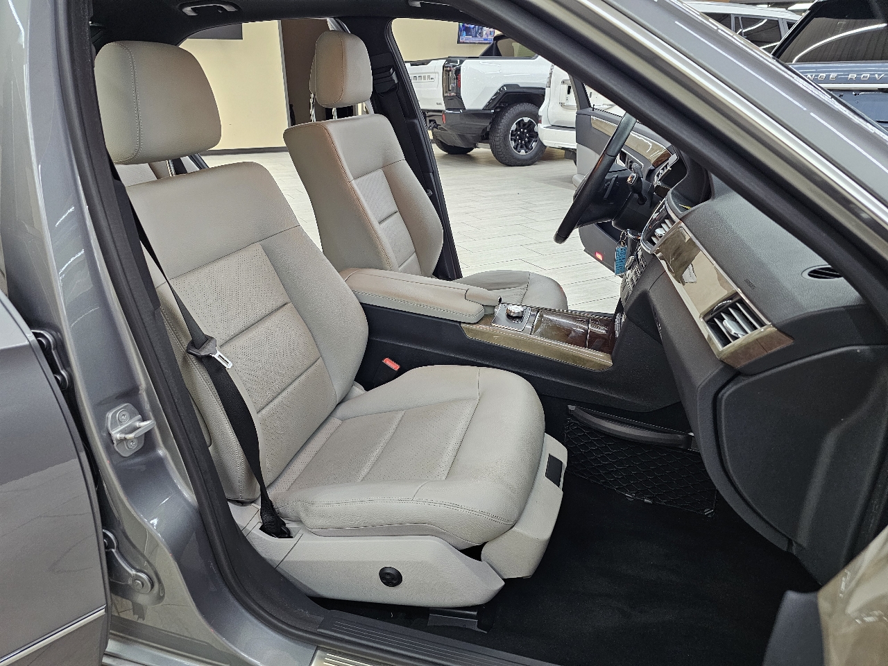 Mercedes-Benz E-Class E350 Sedan 2010