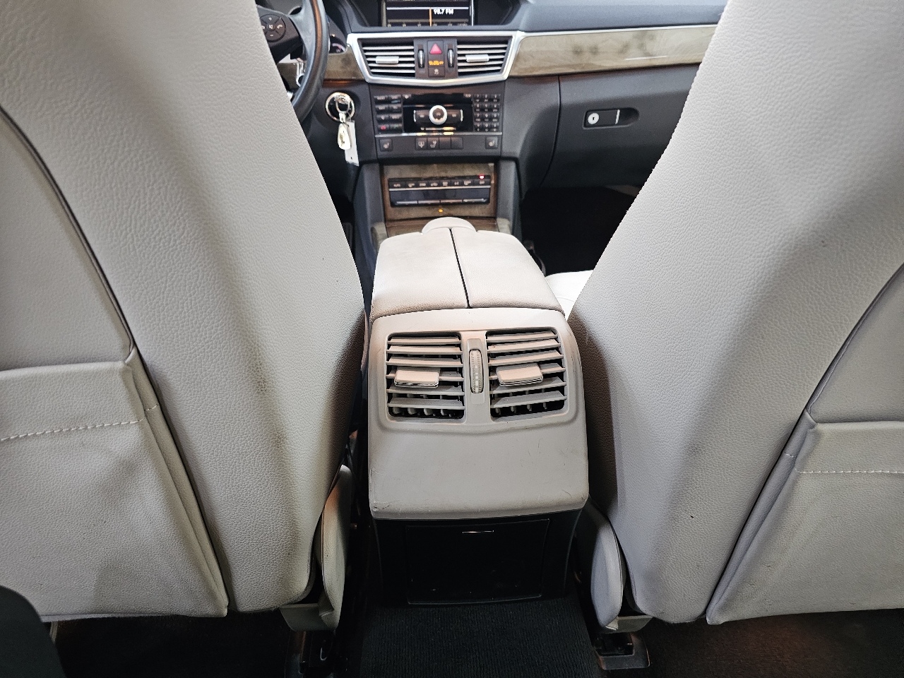 Mercedes-Benz E-Class E350 Sedan 2010