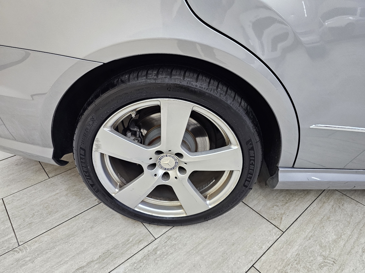 Mercedes-Benz E-Class E350 Sedan 2010