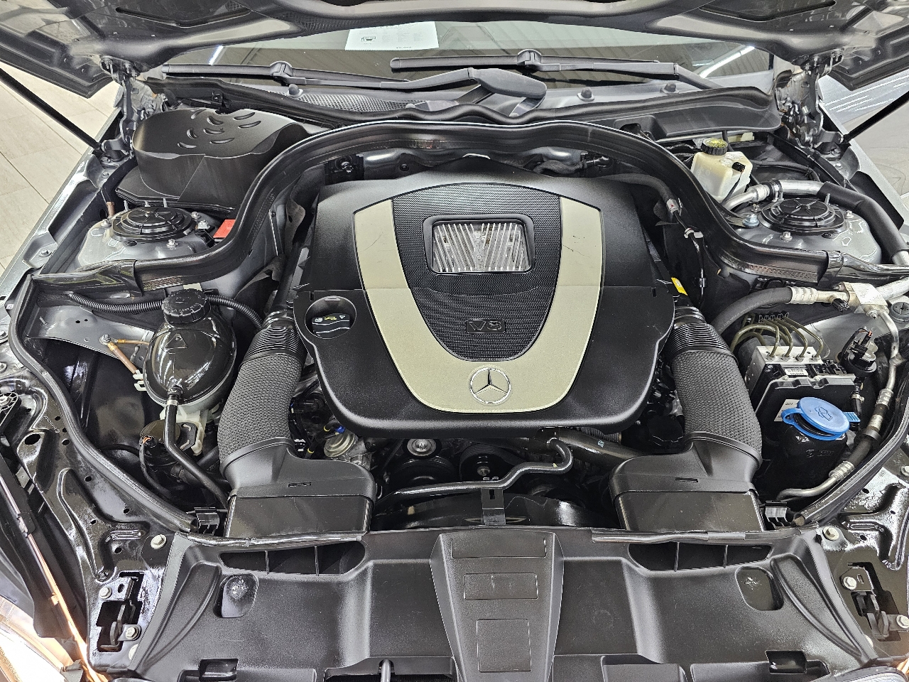 Mercedes-Benz E-Class E350 Sedan 2010