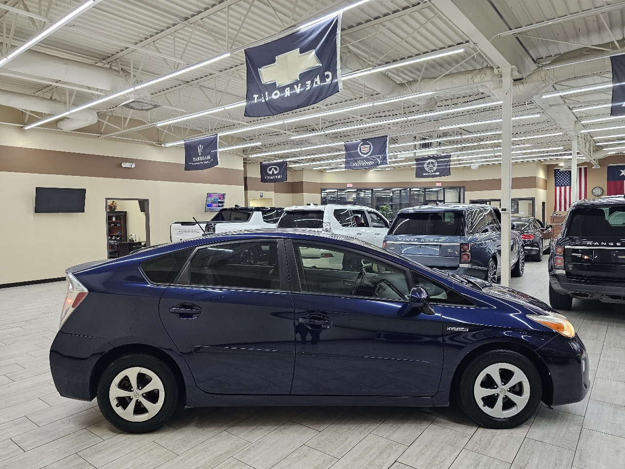 Toyota Prius V Two 2012