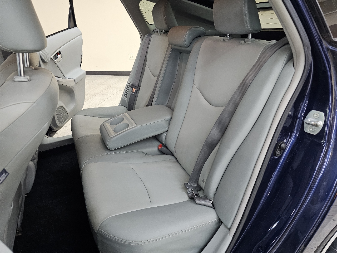 Toyota Prius V Two 2012