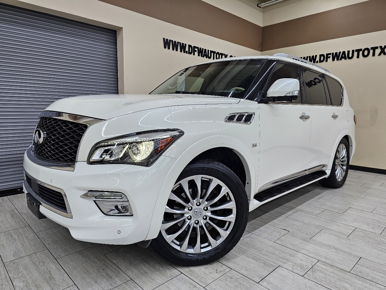 2016 Infiniti QX80 2WD