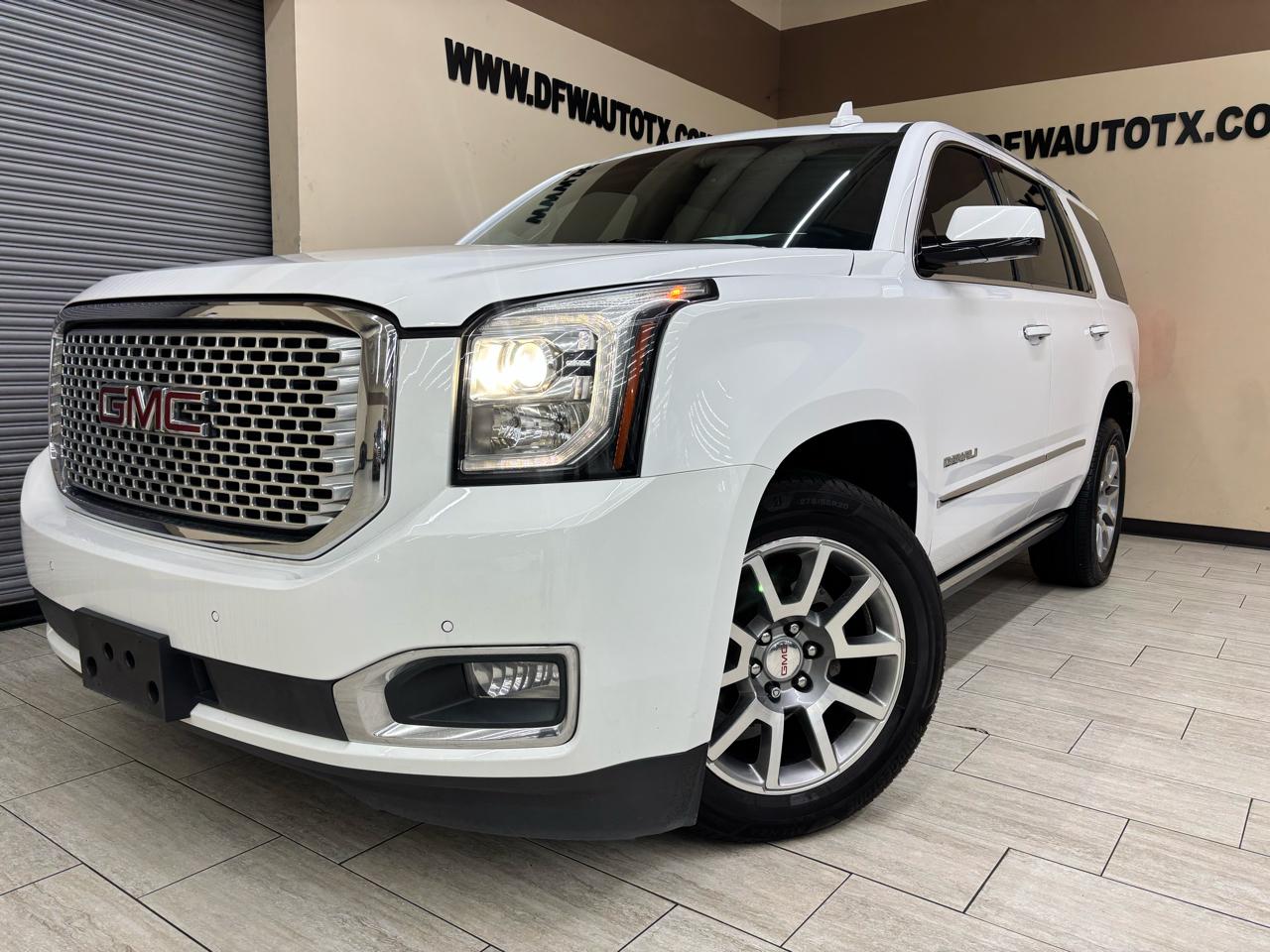 GMC Yukon Denali 4WD 2017
