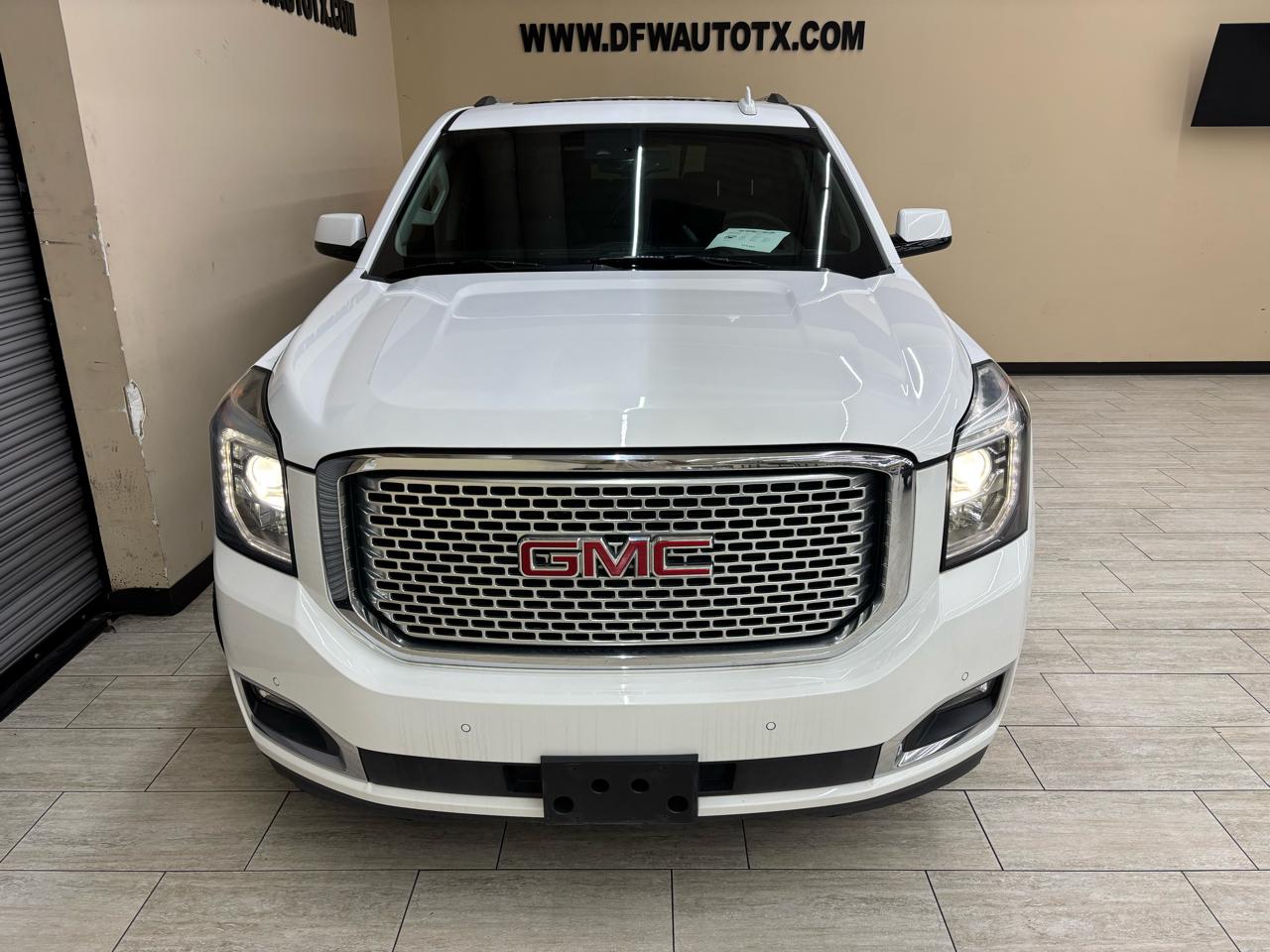 GMC Yukon Denali 4WD 2017