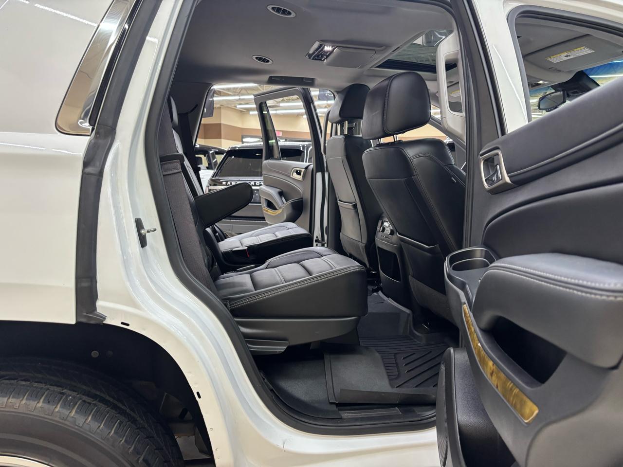 GMC Yukon Denali 4WD 2017