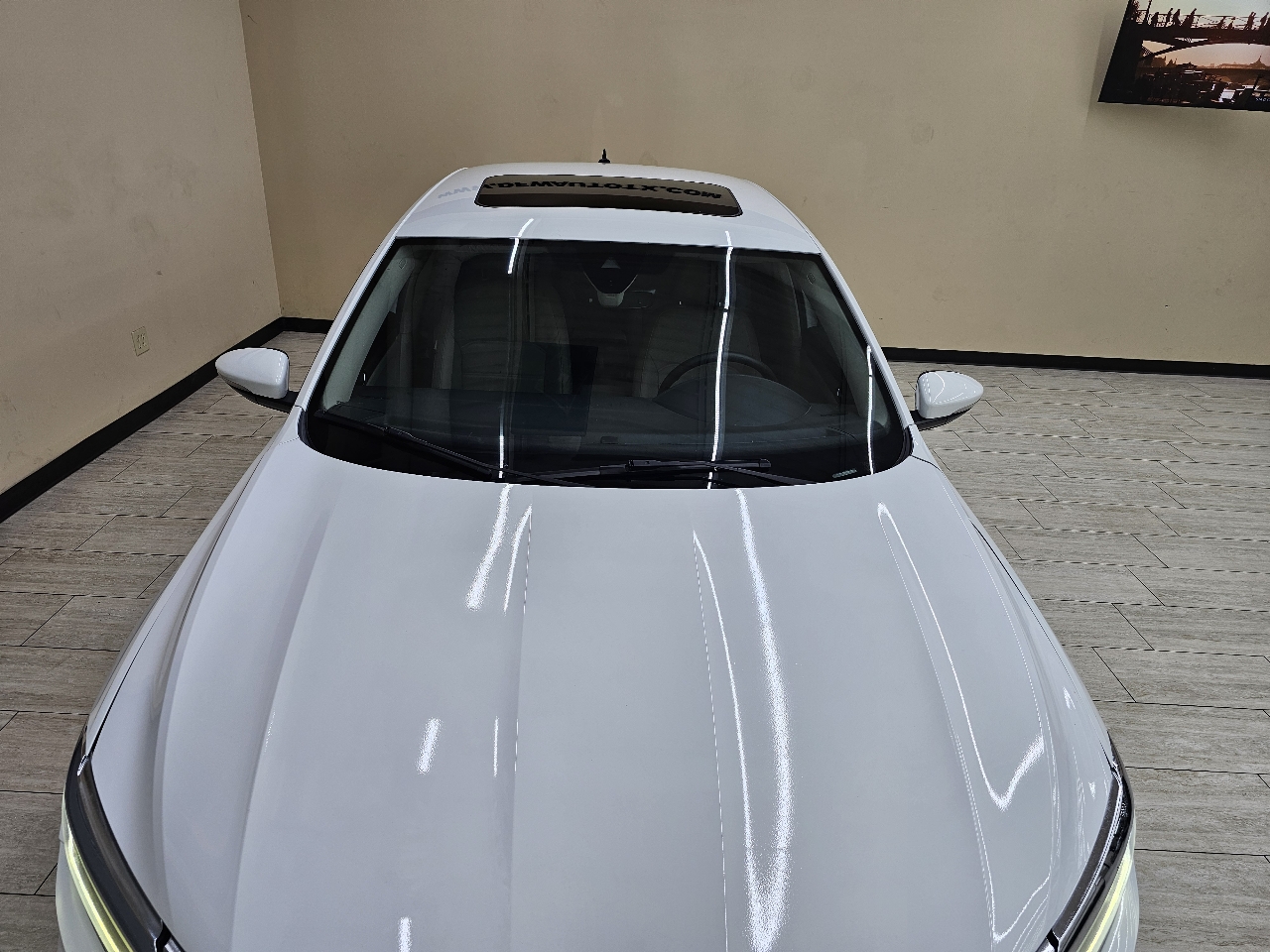 2021 Volkswagen Passat SE photo 4