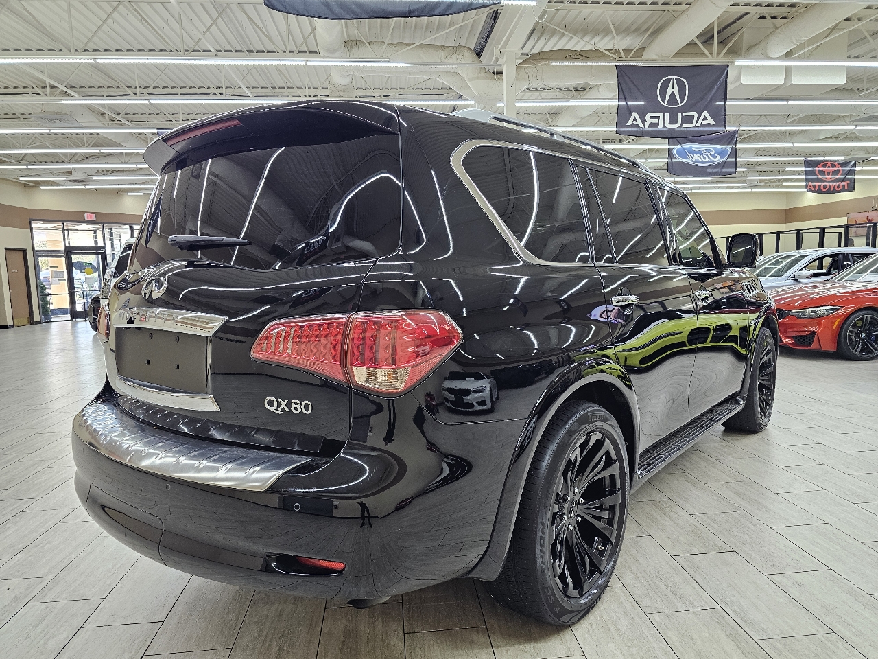 Infiniti QX80 2WD 2017