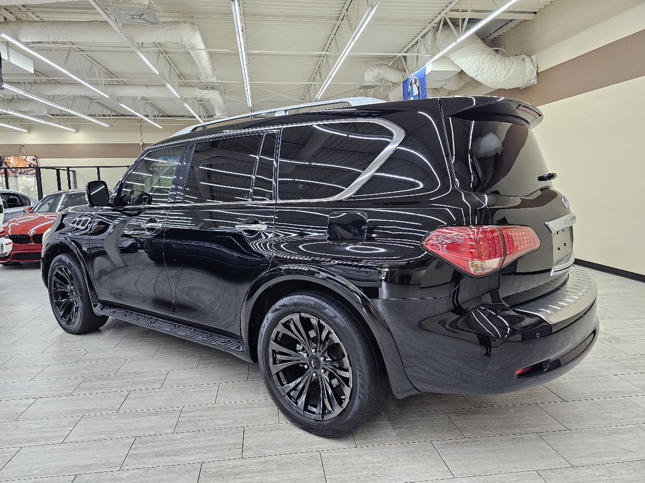 Infiniti QX80 2WD 2017
