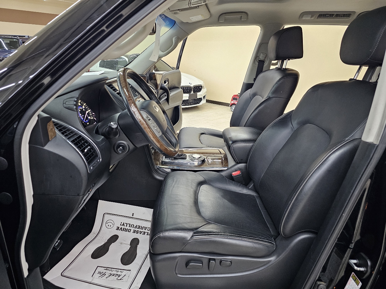 Infiniti QX80 2WD 2017