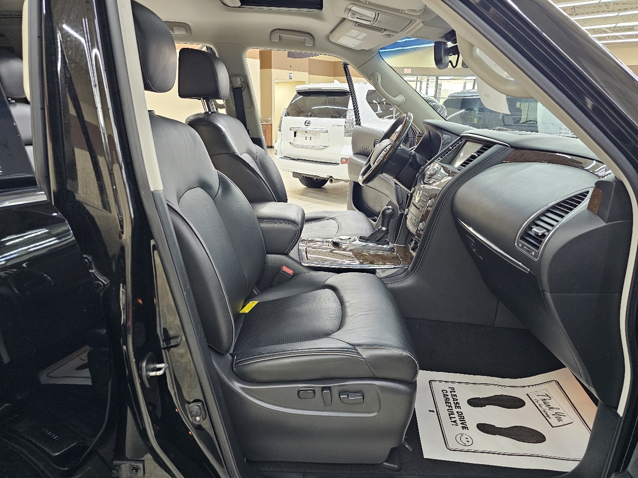 Infiniti QX80 2WD 2017