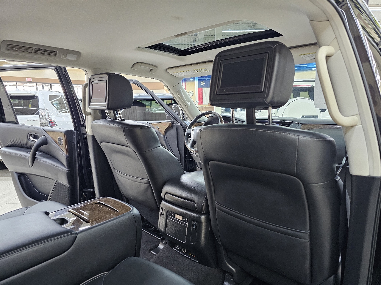 Infiniti QX80 2WD 2017