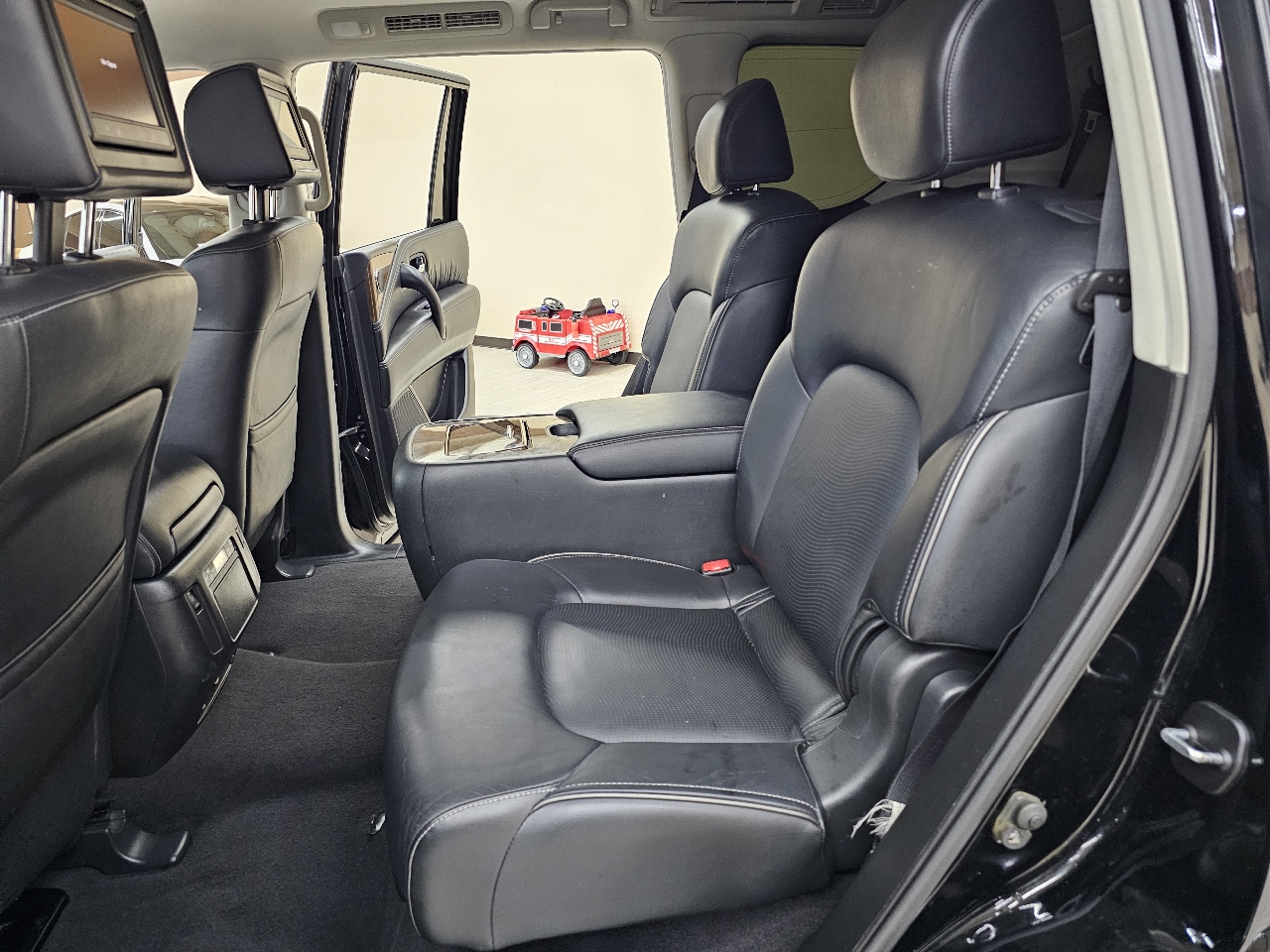 Infiniti QX80 2WD 2017