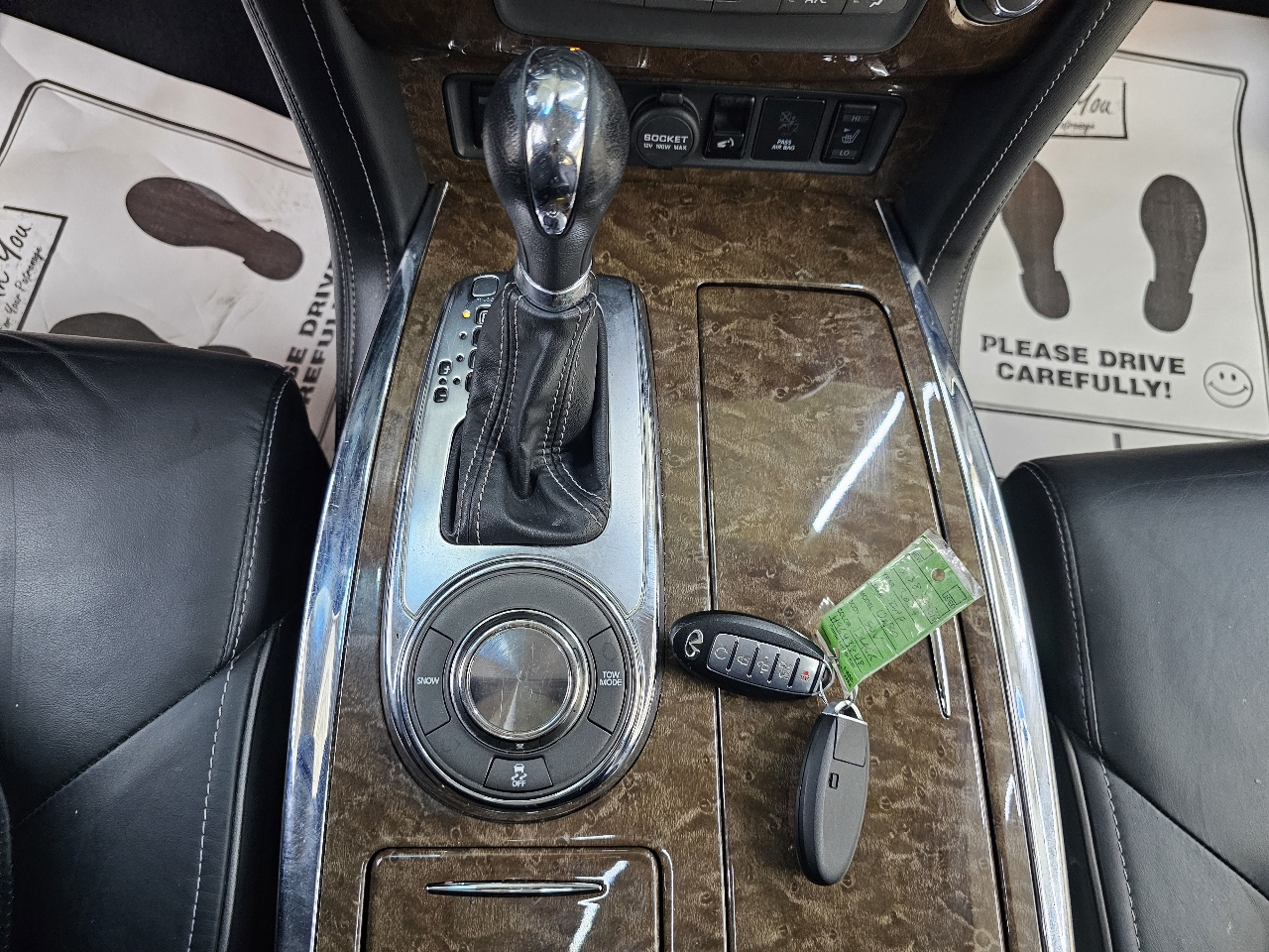 Infiniti QX80 2WD 2017