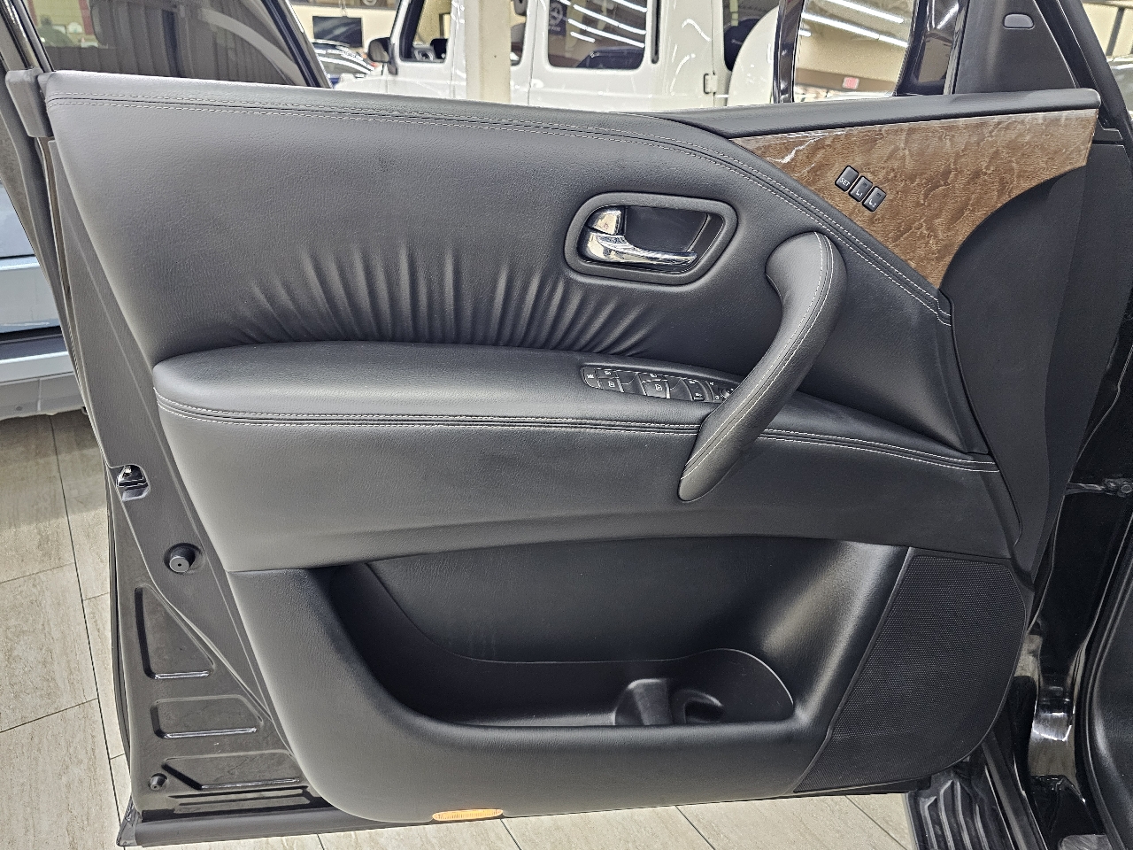 Infiniti QX80 2WD 2017