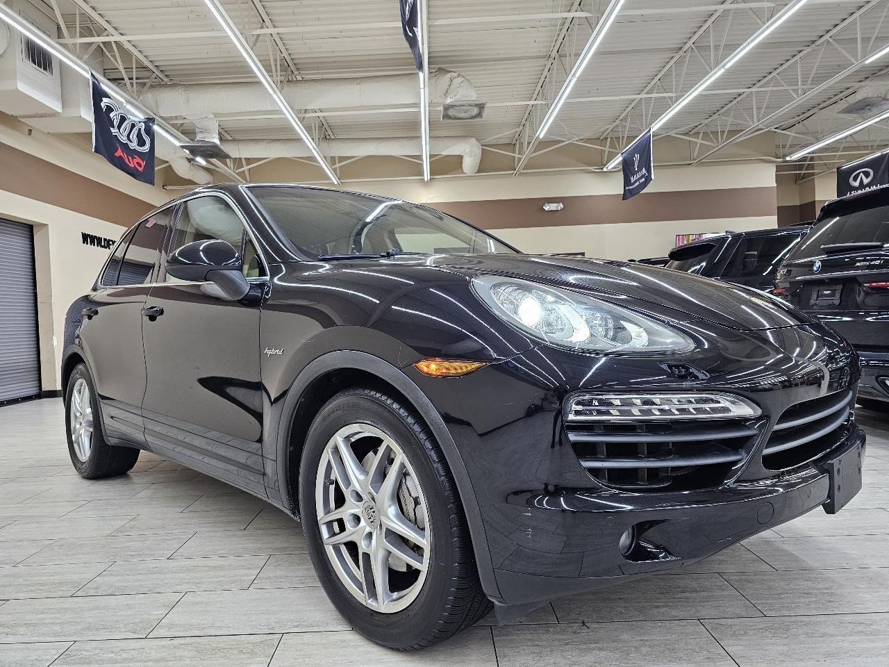 Porsche Cayenne Hybrid S 2014