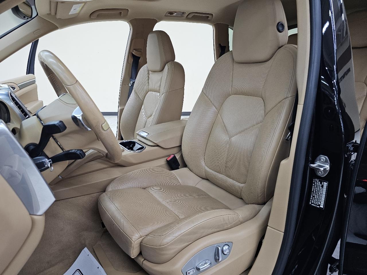 Porsche Cayenne Hybrid S 2014