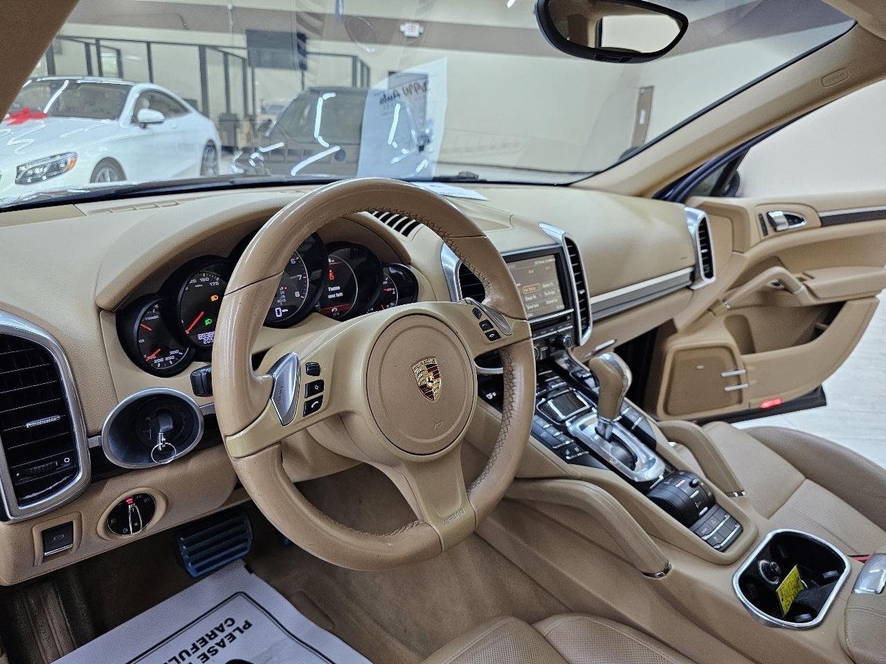 Porsche Cayenne Hybrid S 2014