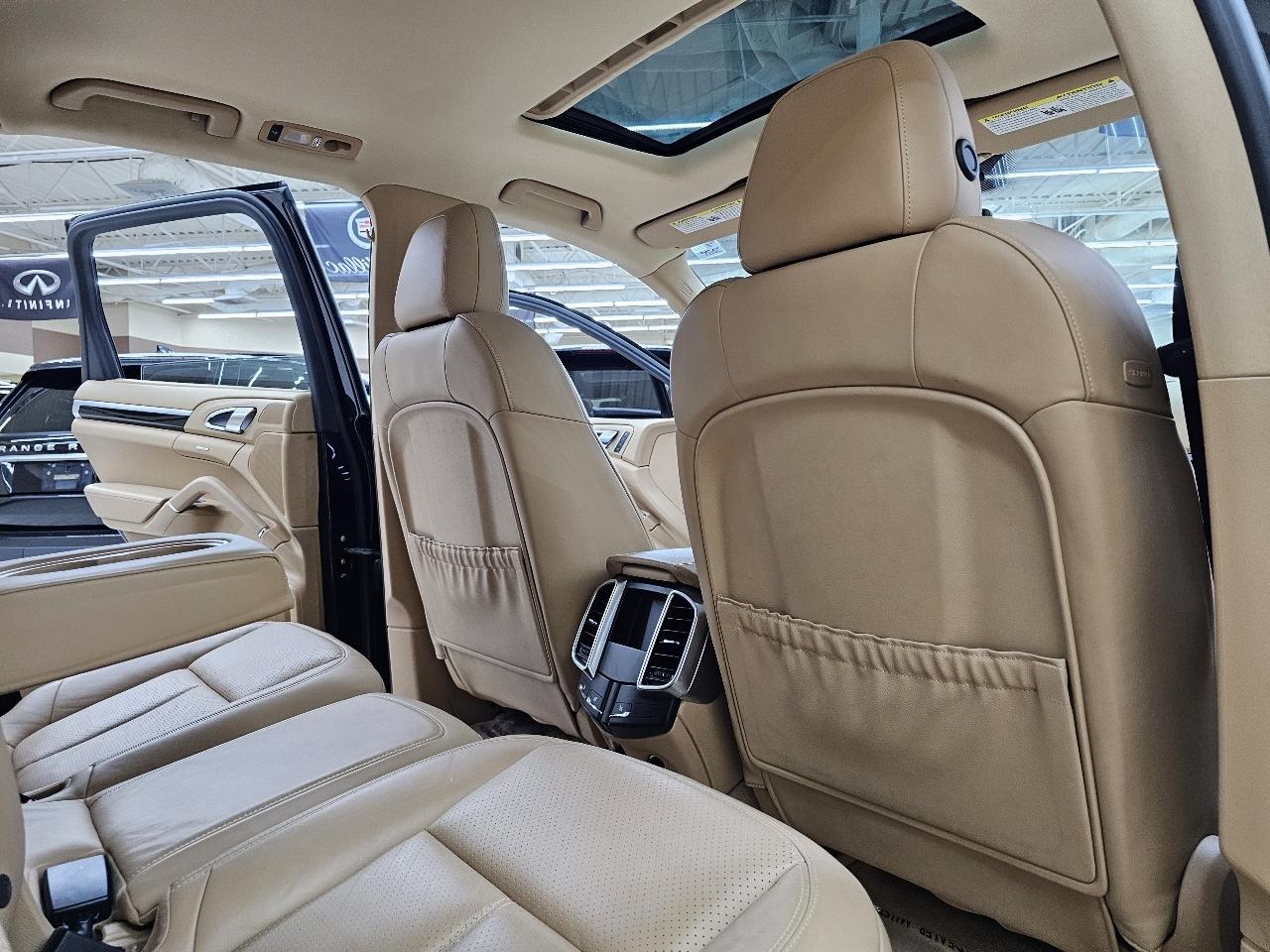 Porsche Cayenne Hybrid S 2014