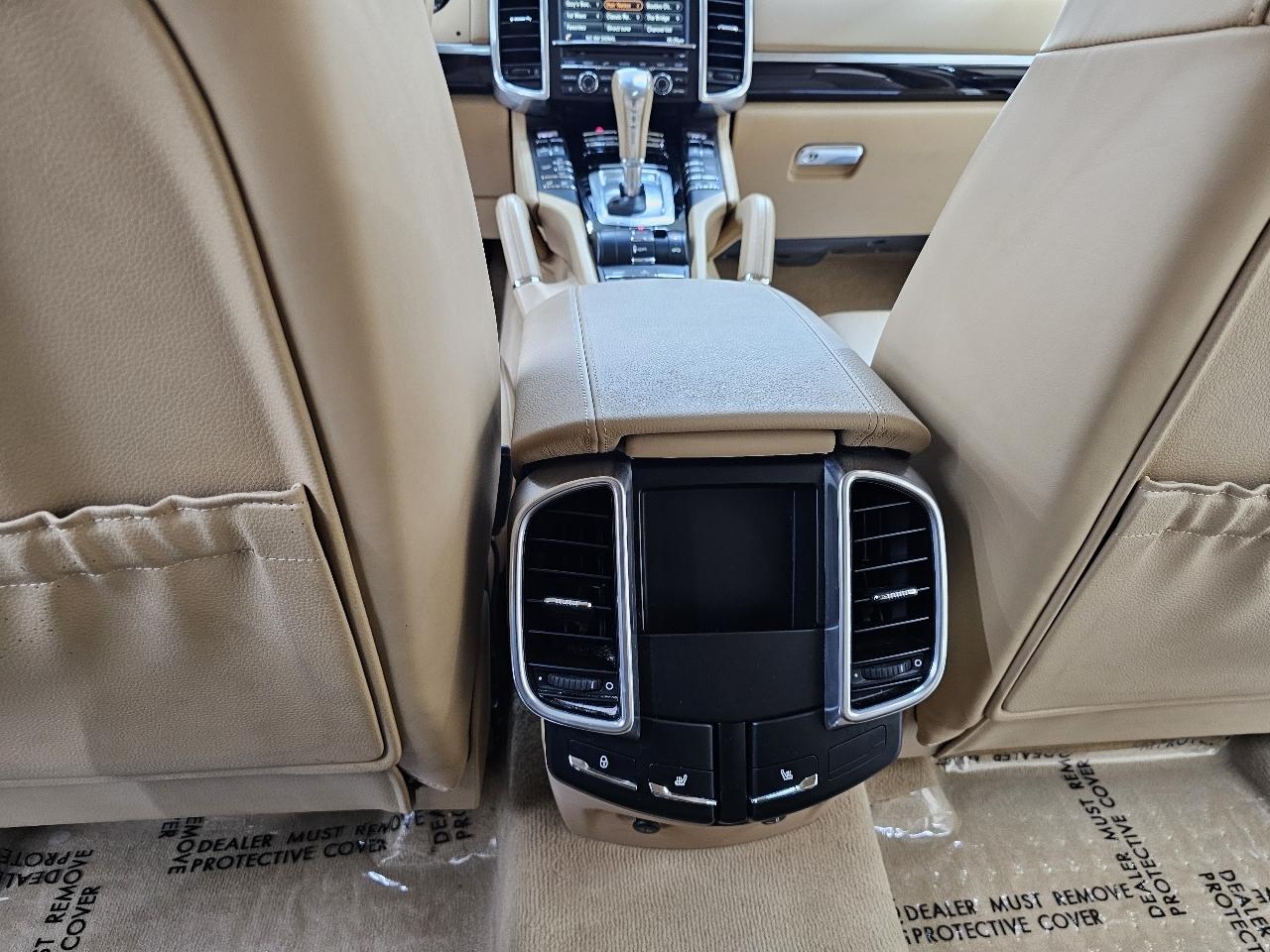 Porsche Cayenne Hybrid S 2014
