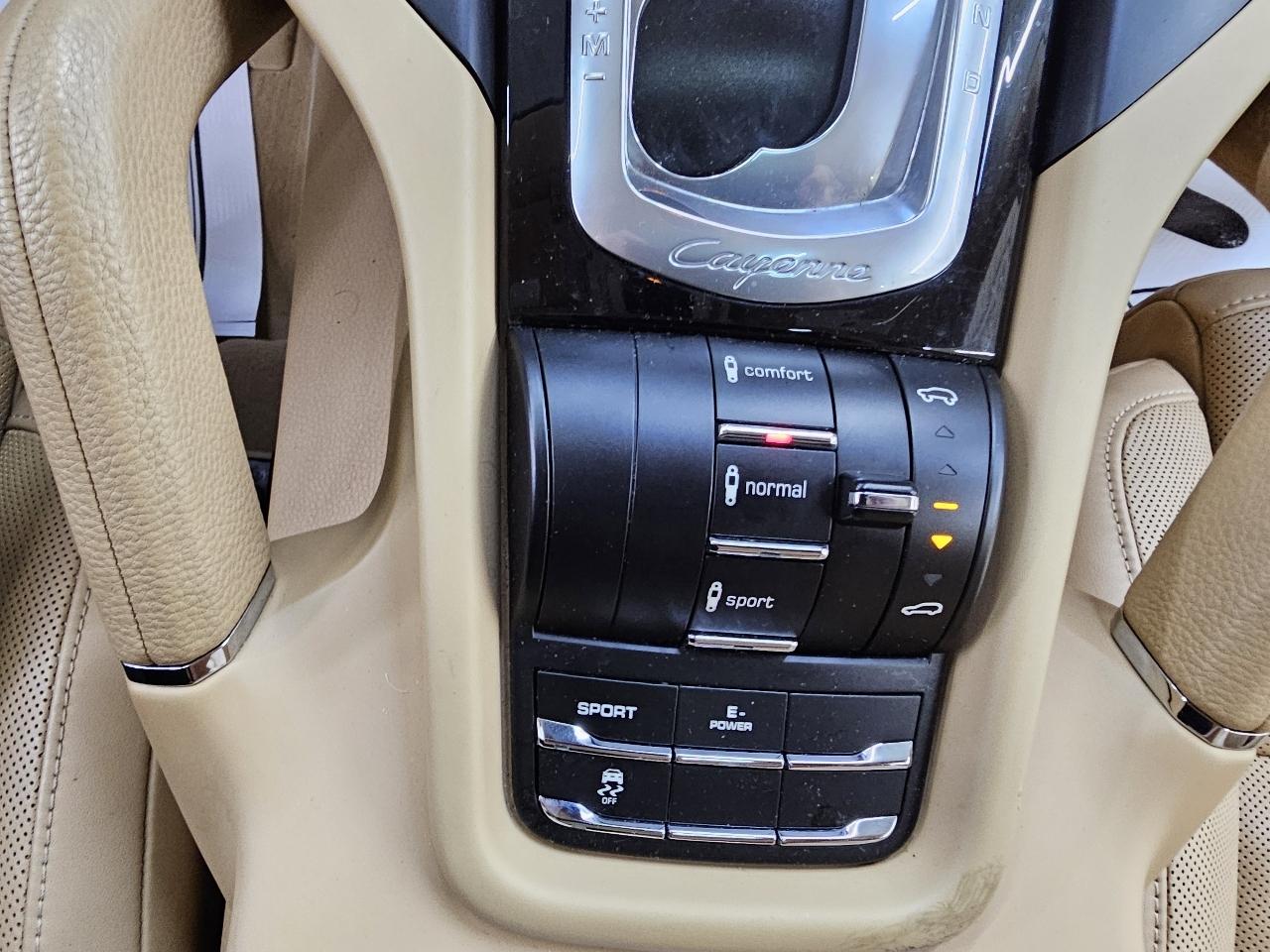 Porsche Cayenne Hybrid S 2014