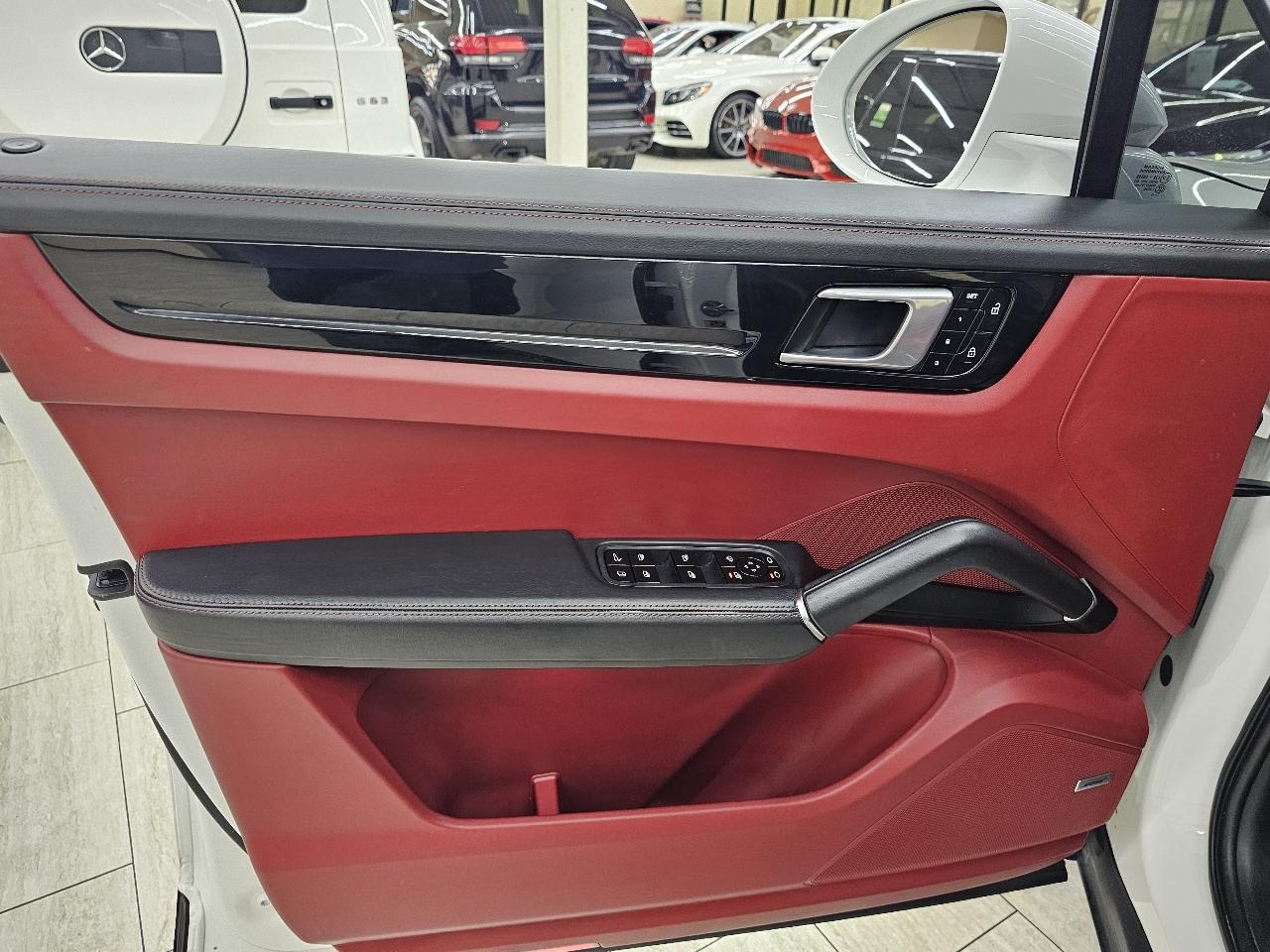 Porsche Cayenne E-Hybrid 2020