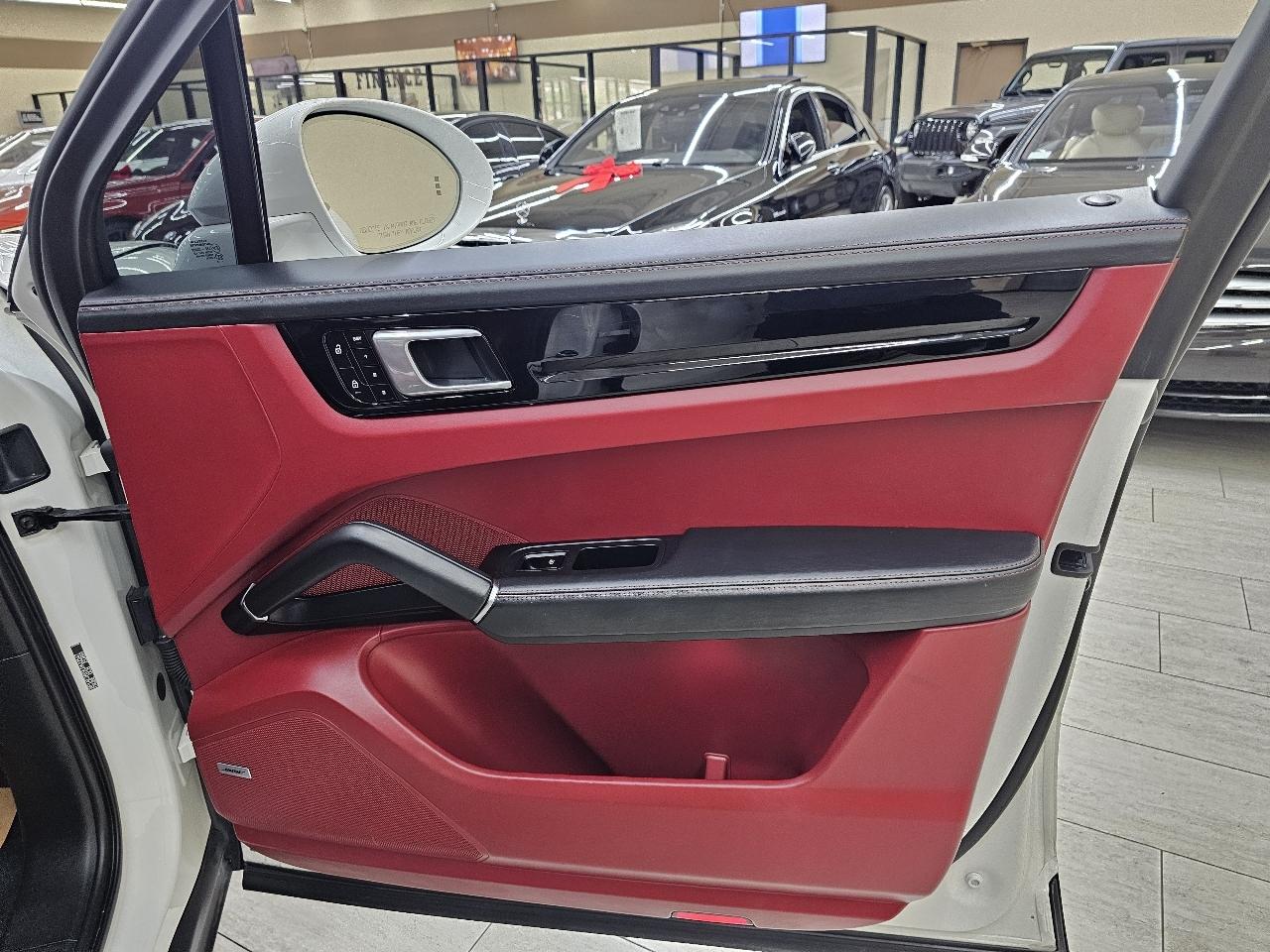 Porsche Cayenne E-Hybrid 2020