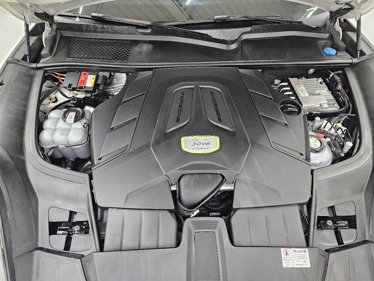 Porsche Cayenne E-Hybrid 2020