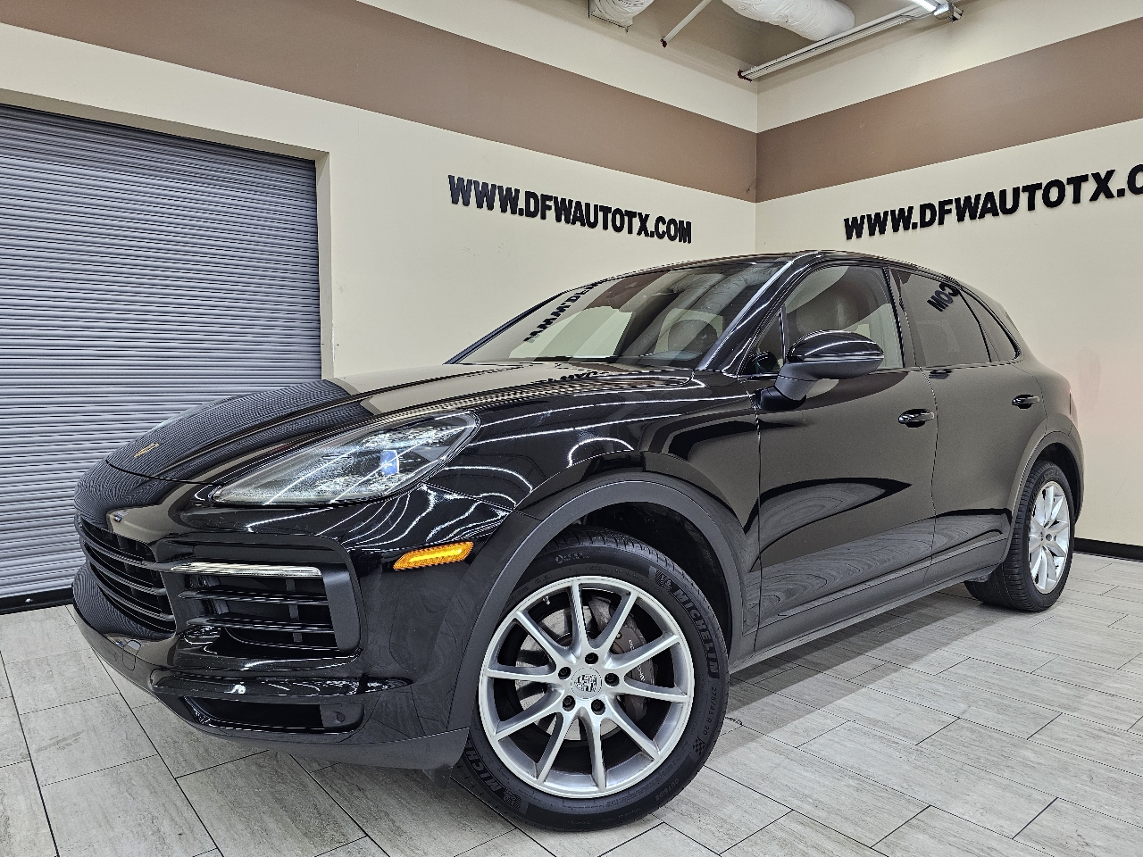 2020 Porsche Cayenne Base's photo