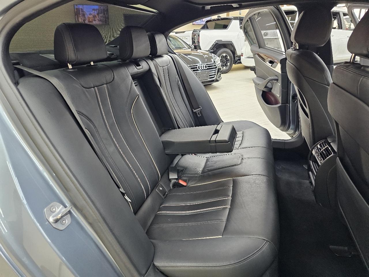 BMW 5-Series 540i xDrive 2019