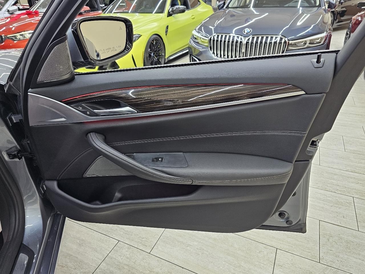 BMW 5-Series 540i xDrive 2019