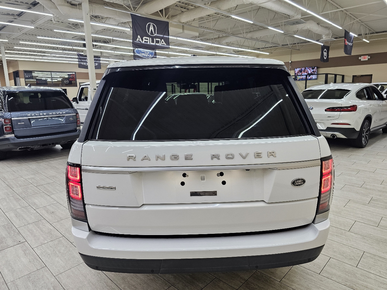 Land Rover Range Rover 5.0L V8 Supercharged 2014