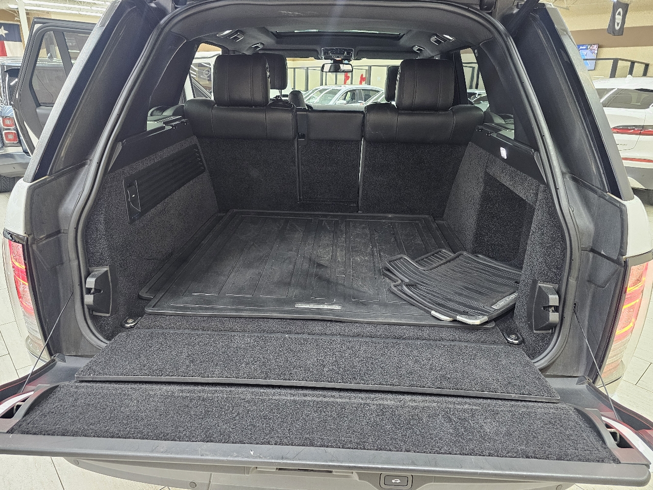 Land Rover Range Rover 5.0L V8 Supercharged 2014