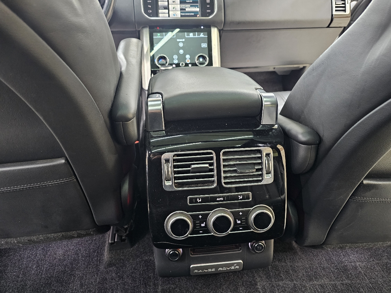 Land Rover Range Rover 5.0L V8 Supercharged 2014