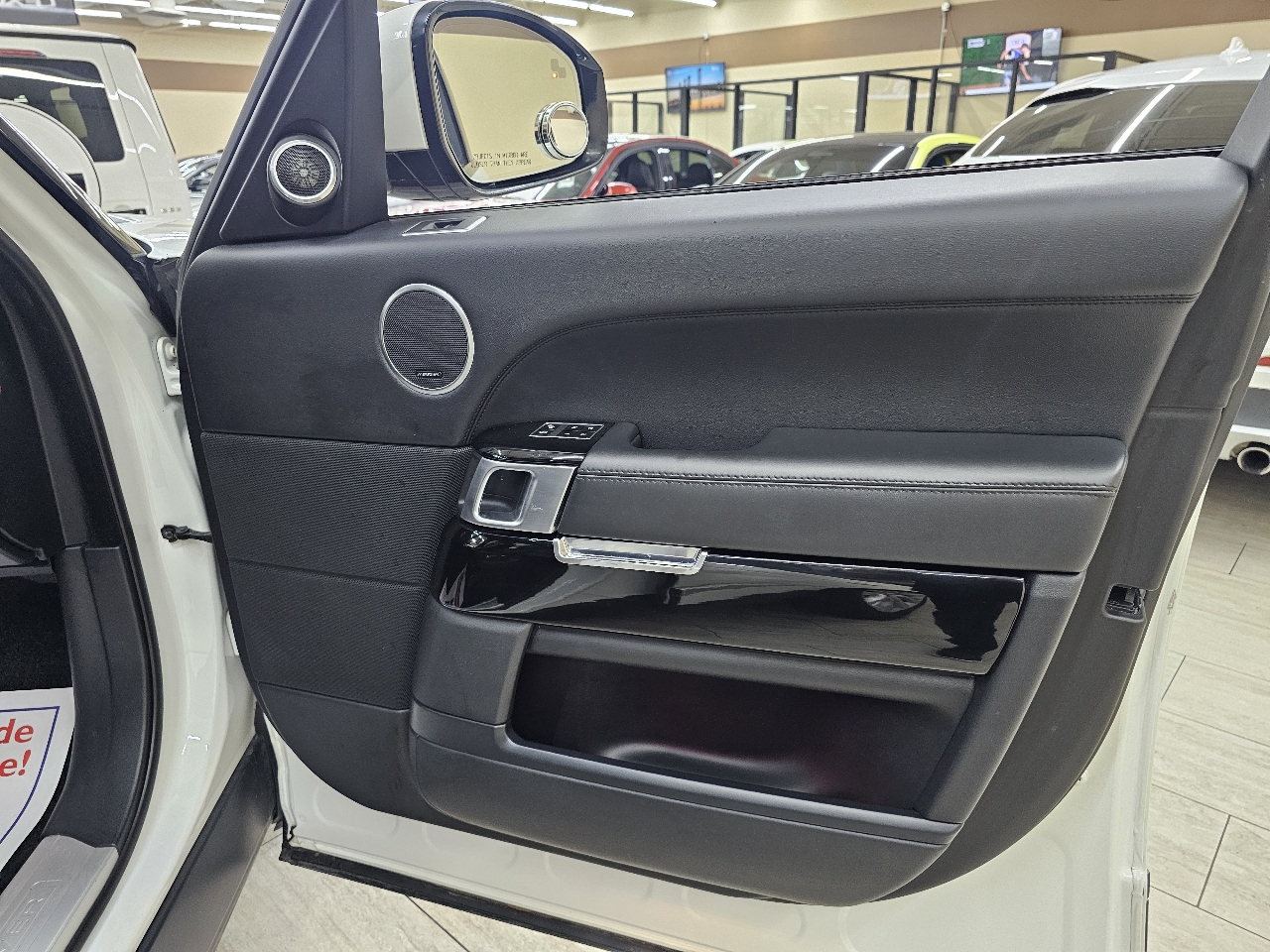 Land Rover Range Rover 5.0L V8 Supercharged 2014