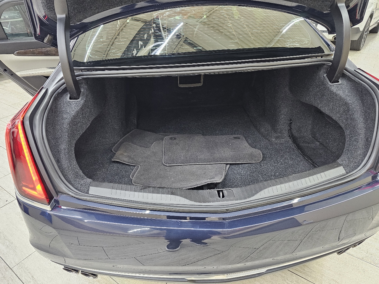 Cadillac CT6 3.6L Premium Luxury AWD 2018