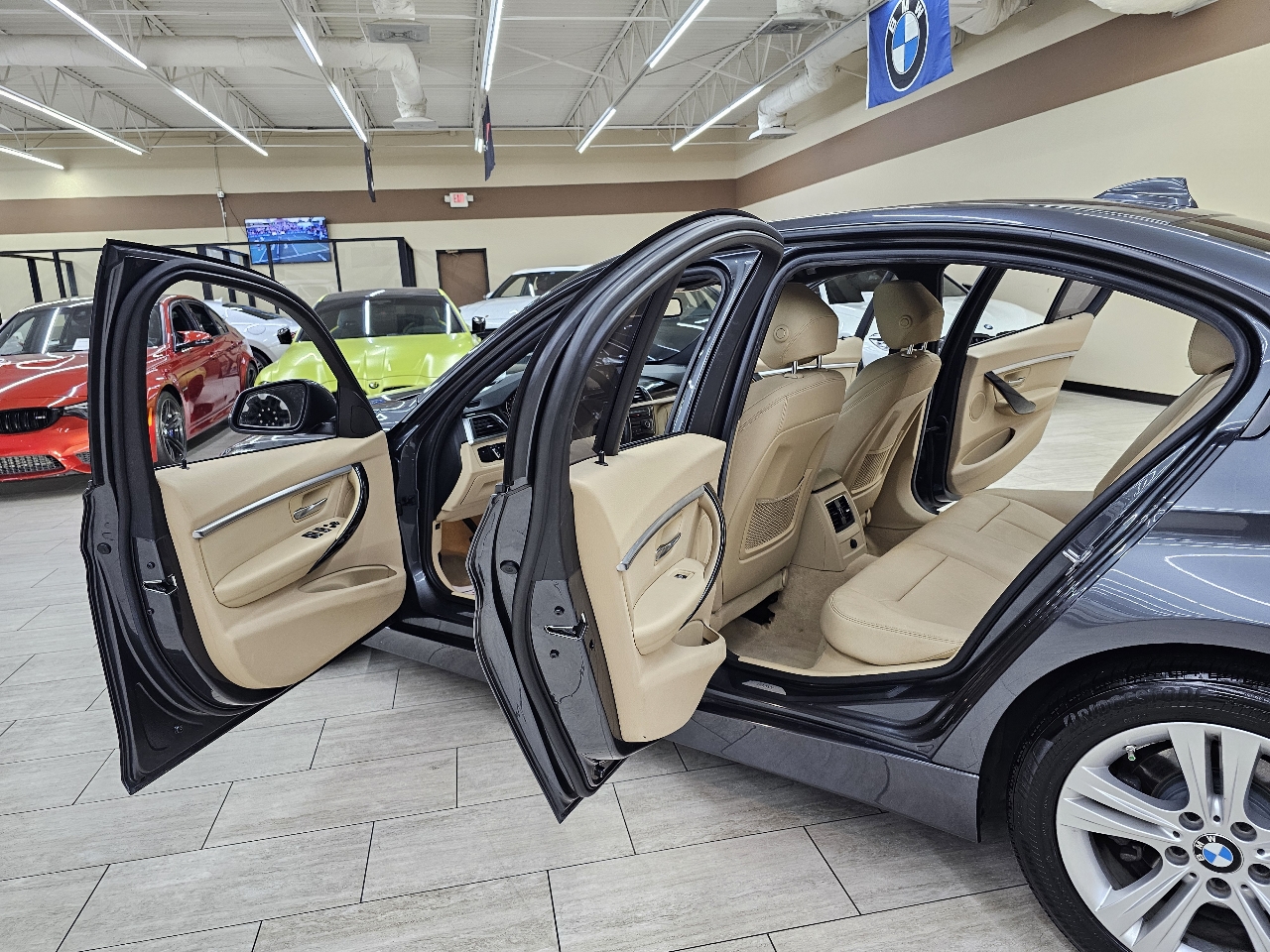 BMW 3-Series 328i Sedan 2016