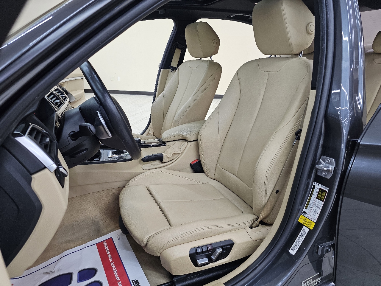 BMW 3-Series 328i Sedan 2016