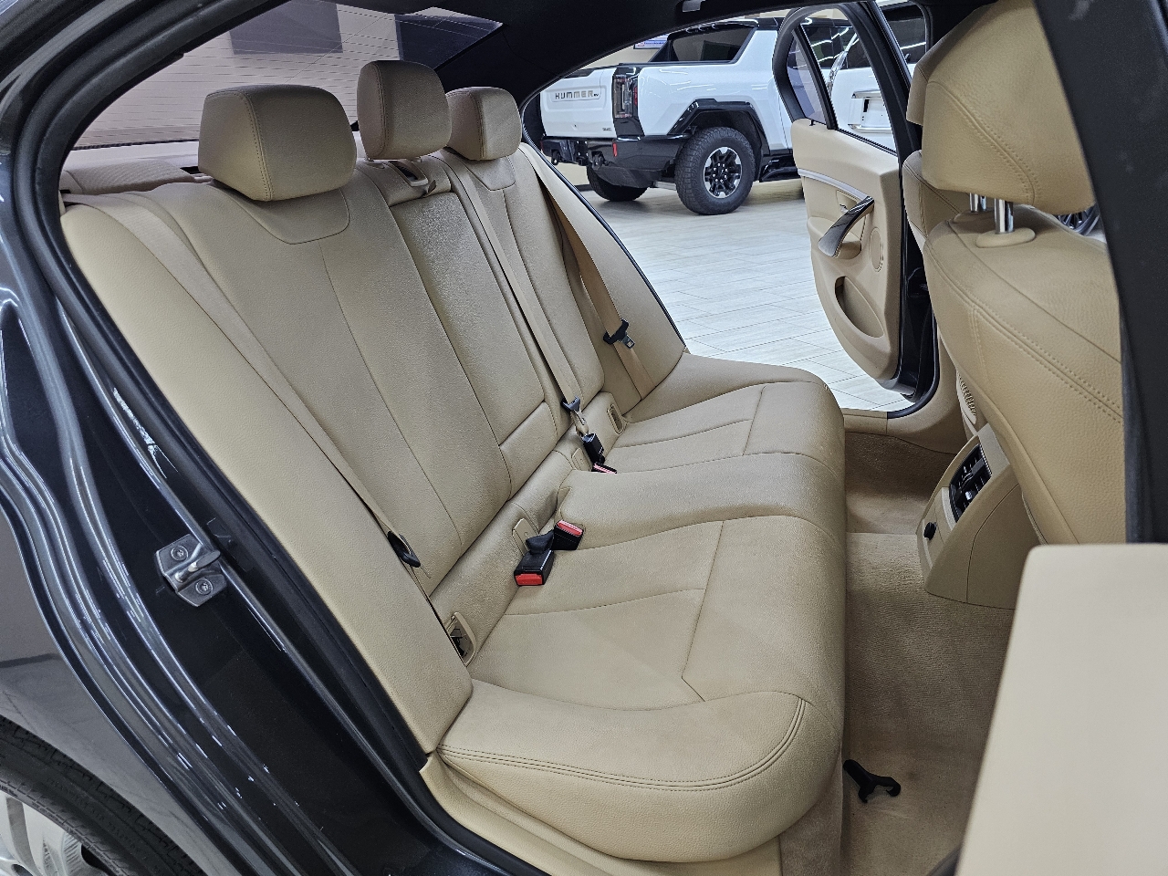 BMW 3-Series 328i Sedan 2016