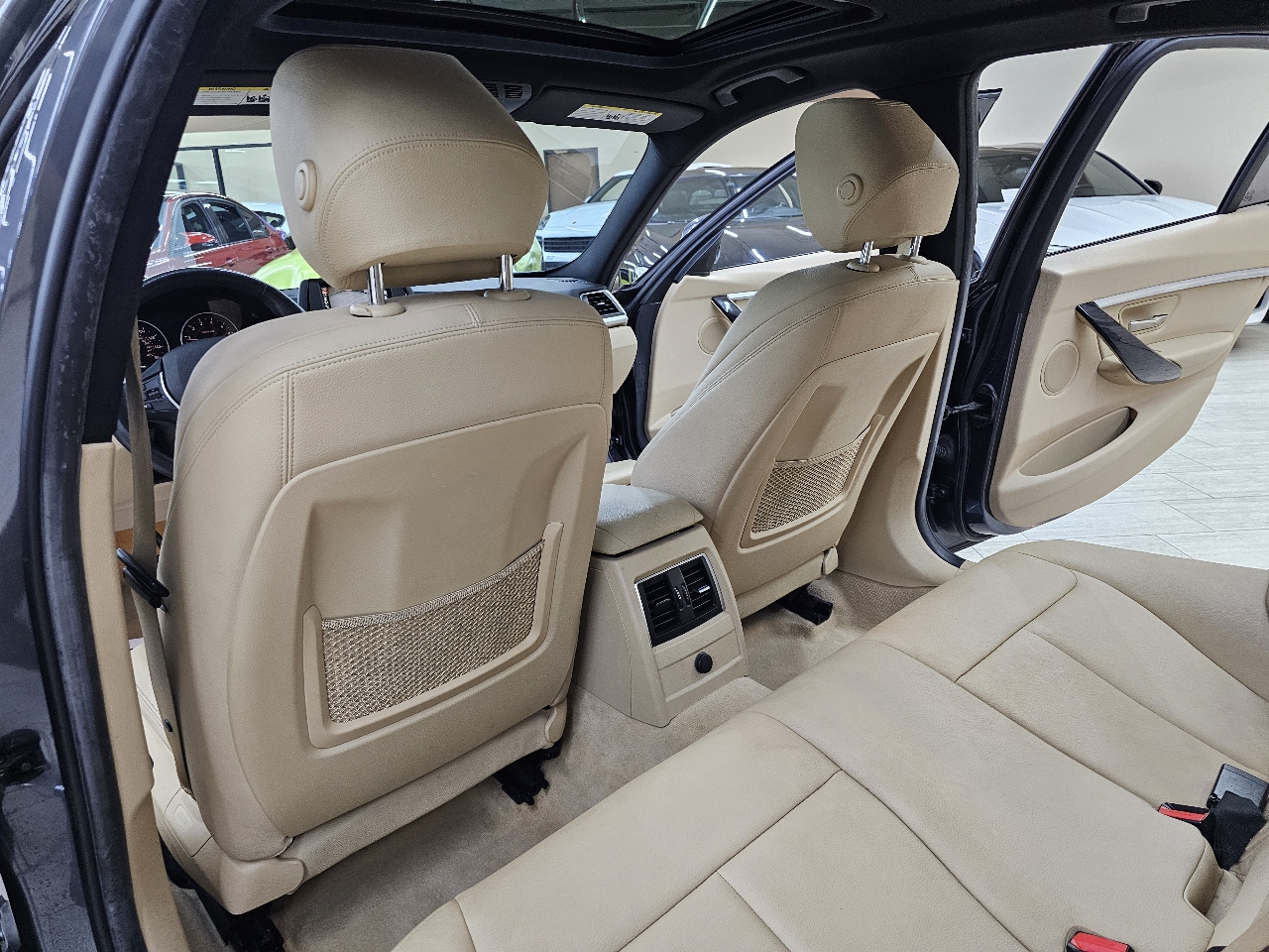 BMW 3-Series 328i Sedan 2016