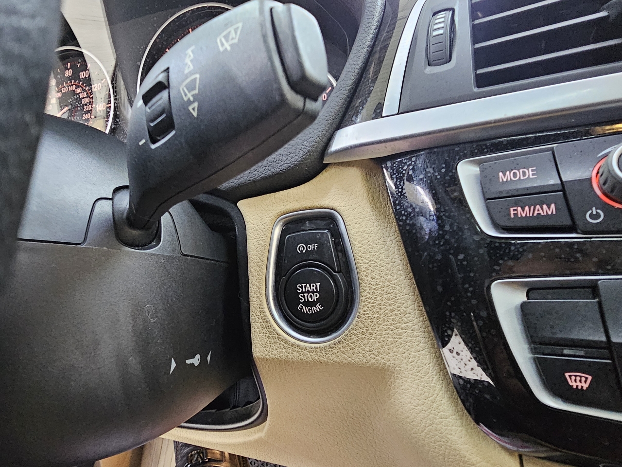 BMW 3-Series 328i Sedan 2016