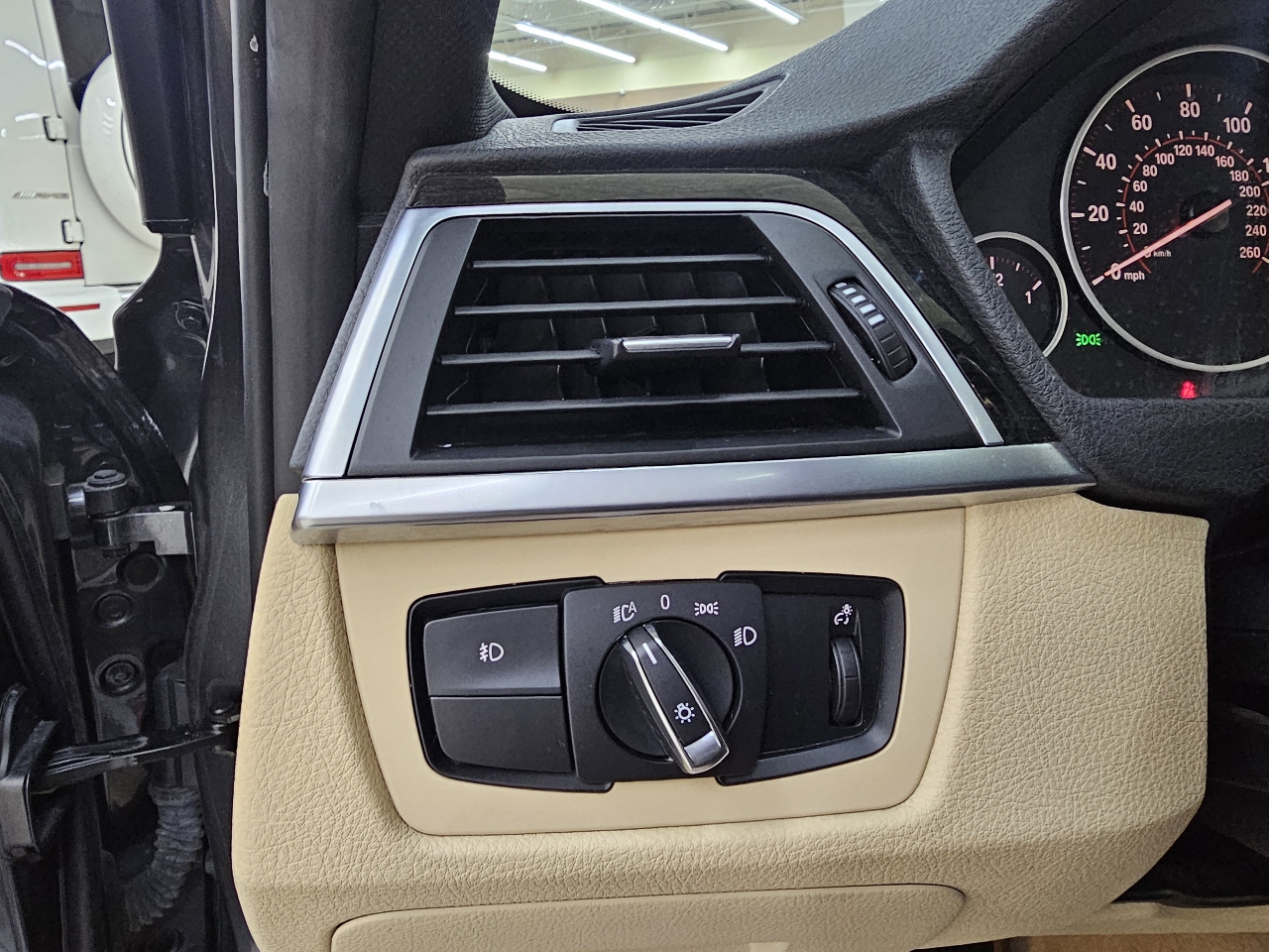 BMW 3-Series 328i Sedan 2016