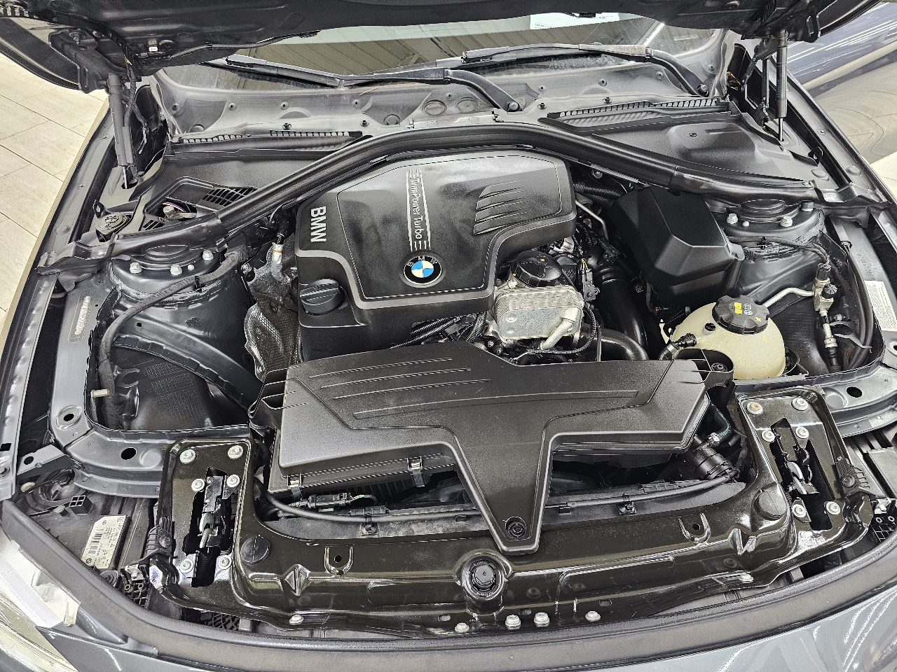 BMW 3-Series 328i Sedan 2016