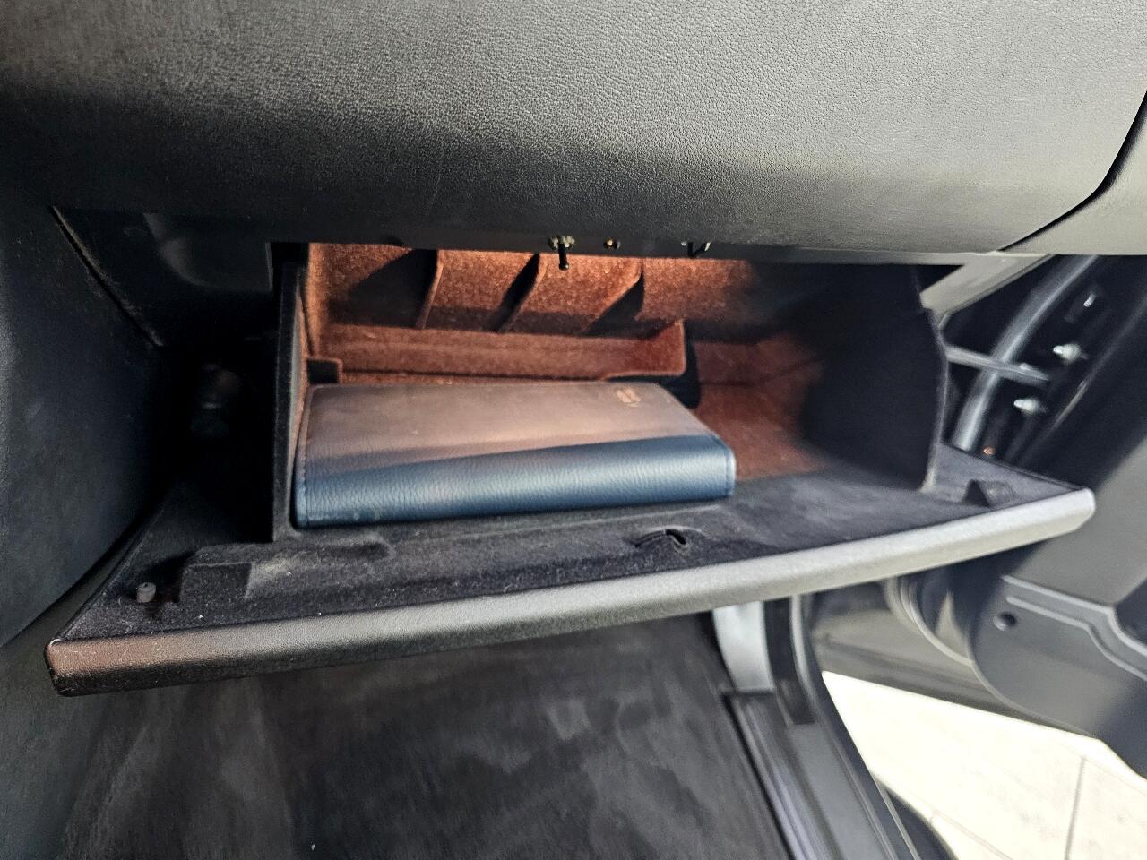 Land Rover LR4  2016